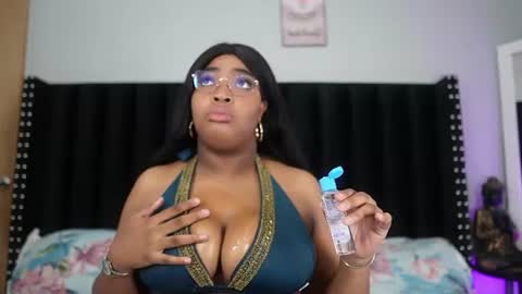 darktaboogirl online show from July 30, 2:43 am