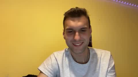 Nick online show from December 1, 7:52 pm