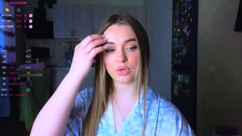 Snapshot of darlina_ryan chatting on April 16, 3:57 pm Darlina online show from April 16, 3:57 pm