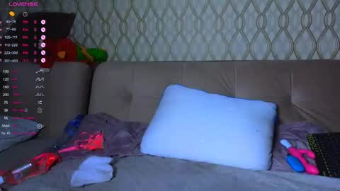 Snapshot of darlina_ryan chatting on April 19, 6:10 pm Darlina online show from April 19, 6:10 pm