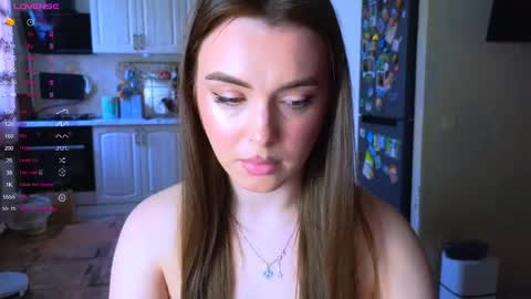 Snapshot of darlina_ryan chatting on April 29, 10:30 am Darlina online show from April 29, 10:30 am