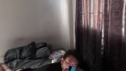 Snapshot of darling_and_dante chatting on December 8, 3:35 pm darling_and_dante online show from December 8, 3:35 pm