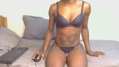 darling_dee online show from October 4, 7:01 pm