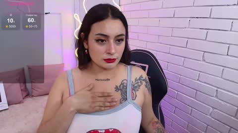 Snapshot of darling_tay chatting on September 14, 11:42 am Darling online show from September 14, 11:42 am