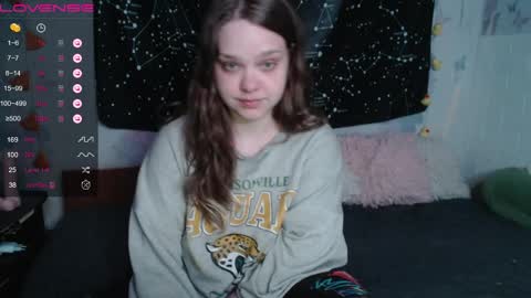 Snapshot of darling_tony18 chatting on March 27, 10:09 pm darling_tony18 online show from March 27, 10:09 pm