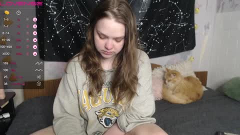 Snapshot of darling_tony18 chatting on April 7, 3:56 pm darling_tony18 online show from April 7, 3:56 pm