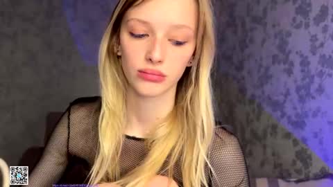 D online show from November 8, 8:40 pm