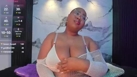  Darnell Queen online show from December 4, 10:29 pm