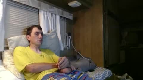 Snapshot of darrin05724918 chatting on October 7, 10:40 pm darrin05724918 online show from October 7, 10:40 pm