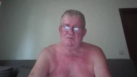 darwincock online show from May 18, 1:24 am