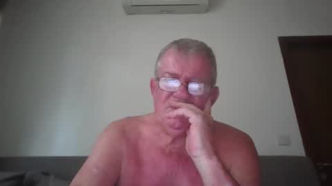 darwincock online show from May 22, 1:13 am
