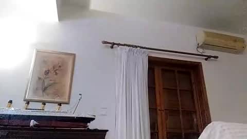 Snapshot of dattygial chatting on October 10, 8:19 pm dutty boi online show from October 10, 8:19 pm