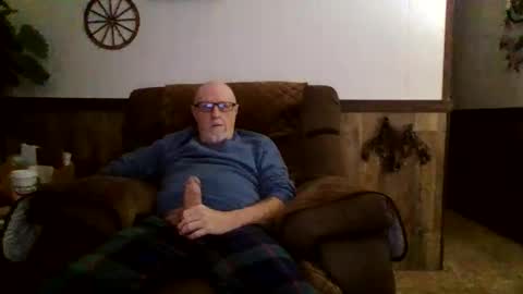 Snapshot of dave571960 chatting on November 28, 11:57 am dave571960 online show from November 28, 11:57 am