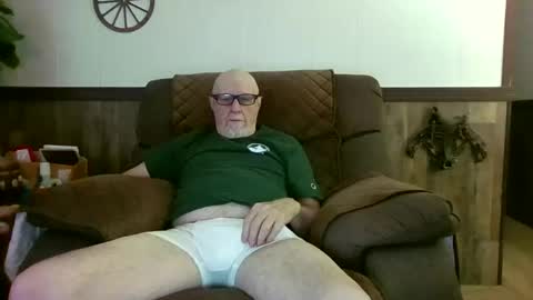 dave571960 online show from May 20, 9:59 am