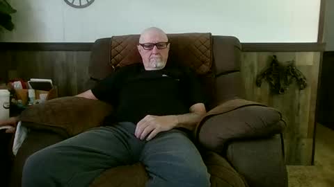 dave571960 online show from May 23, 10:30 am