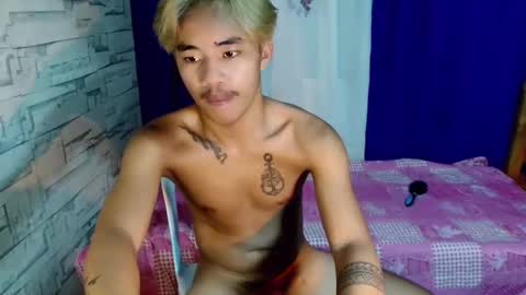 dave_boyyy online show from May 20, 8:42 am