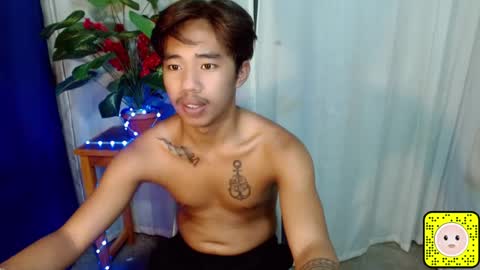Snapshot of dave_boyyy chatting on July 14, 6:40 am dave_boyyy online show from July 14, 6:40 am