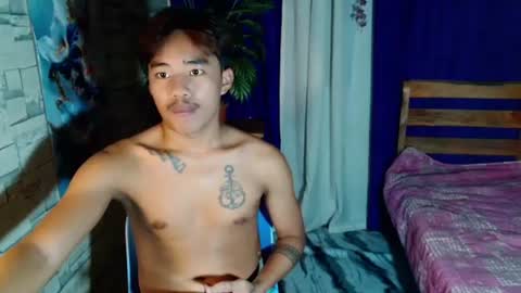 Snapshot of dave_boyyy chatting on July 20, 8:39 am dave_boyyy online show from July 20, 8:39 am