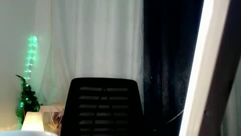 DAVE online show from May 23, 12:49 am