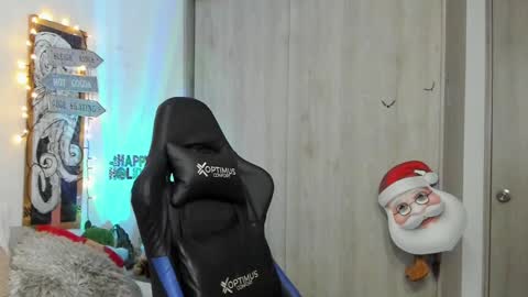 DAVE MAX online show from December 29, 4:51 pm