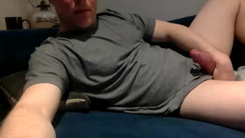 daveb709709709 online show from March 11, 1:44 am