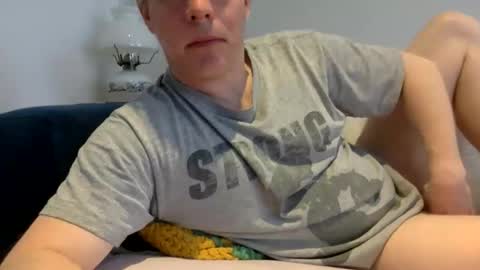 daveb709709709 online show from April 4, 8:28 pm