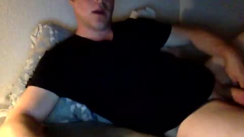 Snapshot of daveb709709709 chatting on July 18, 9:40 pm daveb709709709 online show from July 18, 9:40 pm