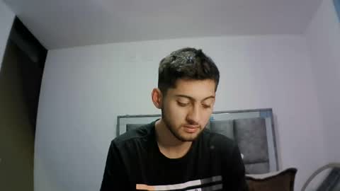 Snapshot of david_asturias chatting on December 25, 5:37 am David Asturias online show from December 25, 5:37 am