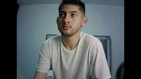 Snapshot of david_asturias chatting on December 30, 1:48 am David Asturias online show from December 30, 1:48 am