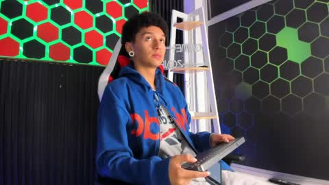 David online show from April 7, 12:27 pm