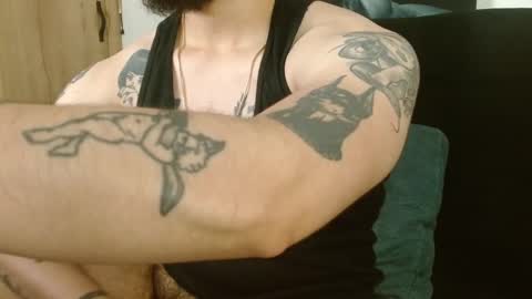 Twitter davidsanctum online show from October 23, 9:13 pm