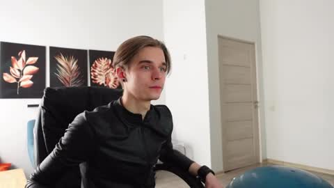 Snapshot of david_heath chatting on April 29, 1:15 pm DAVID HEATH online show from April 29, 1:15 pm