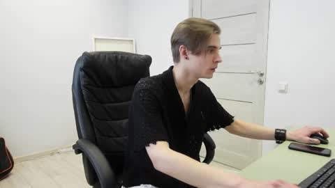 Snapshot of david_heath chatting on May 3, 1:50 pm DAVID HEATH online show from May 3, 1:50 pm