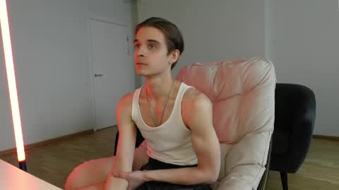 Snapshot of david_heath chatting on May 21, 4:14 pm DAVID HEATH online show from May 21, 4:14 pm