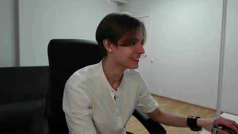 Snapshot of david_heath chatting on May 26, 5:09 pm DAVID HEATH online show from May 26, 5:09 pm