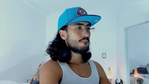 Hey im David that loves to explore and speak their fantasies. Very open talktative and nice. Feel free to chat with me online show from December 17, 1:00 am