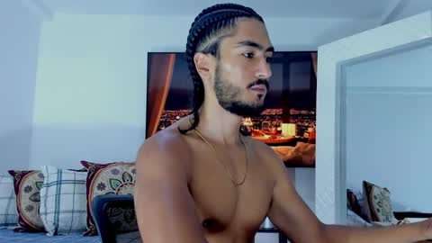 Hey im David that loves to explore and speak their fantasies. Very open talktative and nice. Feel free to chat with me online show from February 17, 10:56 am