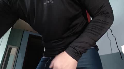 Snapshot of david_smit_ chatting on March 18, 2:31 pm david smit online show from March 18, 2:31 pm