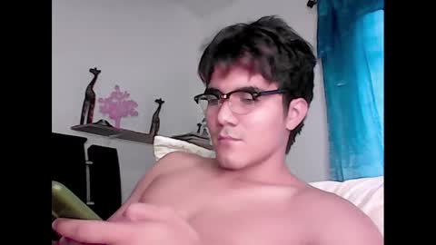 Snapshot of david_stuart07 chatting on December 2, 8:44 pm davidstuart online show from December 2, 8:44 pm