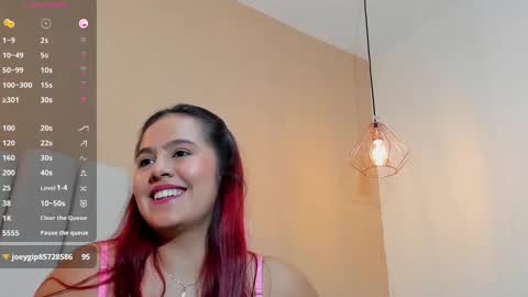 Snapshot of david_victoriaa chatting on February 4, 1:27 pm david_victoriaa online show from February 4, 1:27 pm