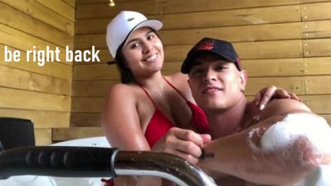Snapshot of david_victoriaa chatting on February 12, 4:33 pm david_victoriaa online show from February 12, 4:33 pm