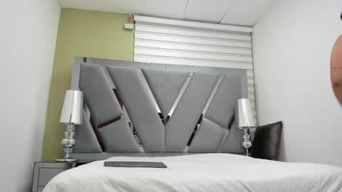 david_victoriaa online show from May 28, 12:57 pm
