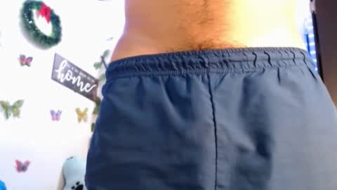 Snapshot of david_w9 chatting on February 26, 2:43 am David W online show from February 26, 2:43 am