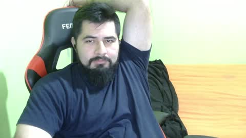 Snapshot of daviddelz chatting on December 30, 6:09 am David online show from December 30, 6:09 am