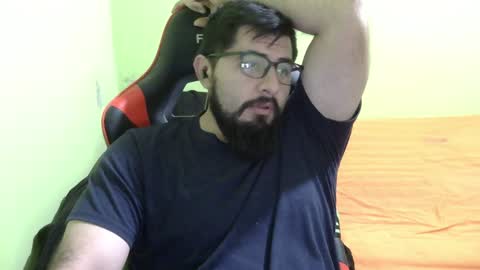 Snapshot of daviddelz chatting on January 4, 8:06 am David online show from January 4, 8:06 am