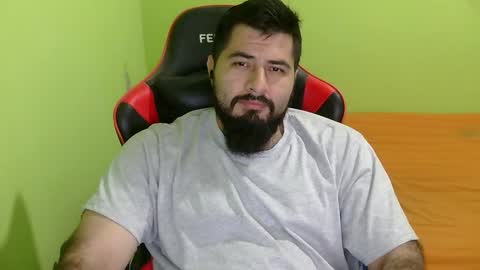 Snapshot of daviddelz chatting on January 28, 6:16 am David online show from January 28, 6:16 am