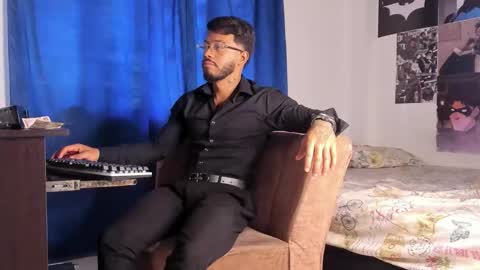 Davide online show from February 26, 7:24 pm