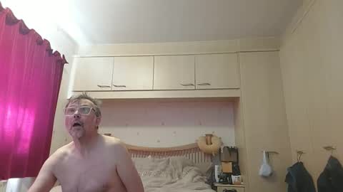 davidjmarshall46 online show from May 10, 9:47 am