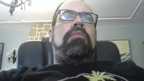 Snapshot of davidmax245 chatting on May 23, 5:50 pm davidmax245 online show from May 23, 5:50 pm