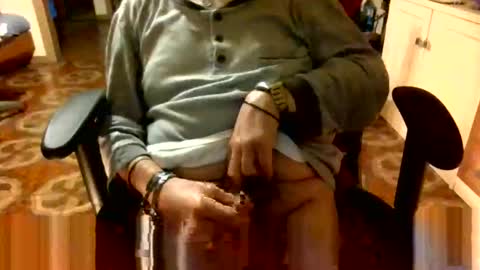 Snapshot of davidneedmore chatting on February 3, 2:53 am davidneedmore online show from February 3, 2:53 am